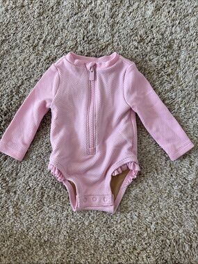 Old Navy Pink Long-Sleeve Textured One-Piece Bodysuit
